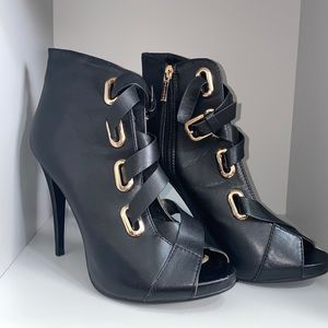 Black open toe high 4,5” open toe Toleeao booties